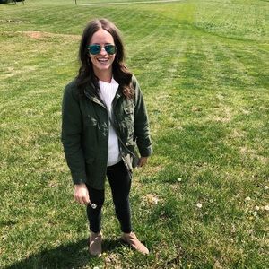 Meet your Posher, Katie